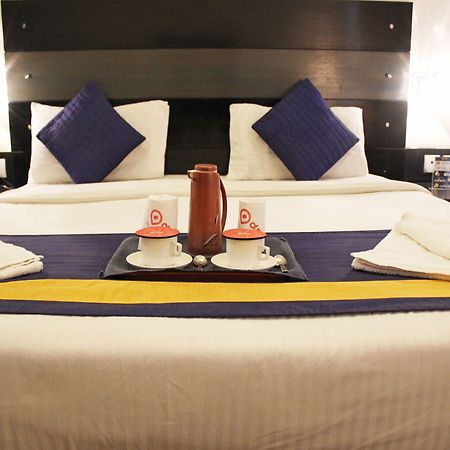 Oyo 605 Hotel Camria Gurgaon Eksteriør billede